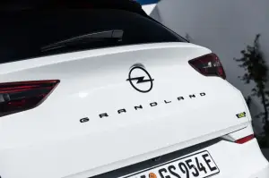 Opel Astra e Grandland GSe 2023 - Prova su strada - 92