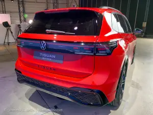 Nuova Volkswagen Tiguan 2024 - Foto dal vivo - 15