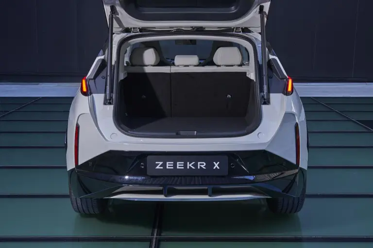 Zeekr X 2023 - 72