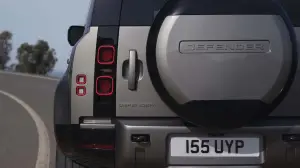 Land Rover Defender 2024 - 21