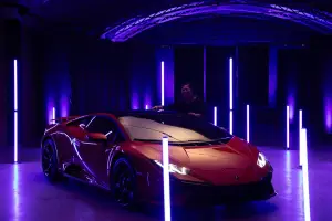 Lamborghini - The Touch - The Power of Emotions - 15