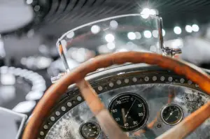 90 anni di Mercedes-Benz W 25
