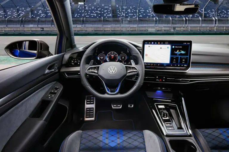Volkswagen Golf R 2024 - 2