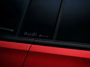 Audi RS Q8 Performance - 8