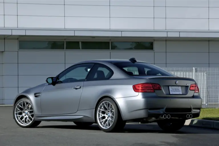 BMW //M3 Frozen Gray 2011 - 5