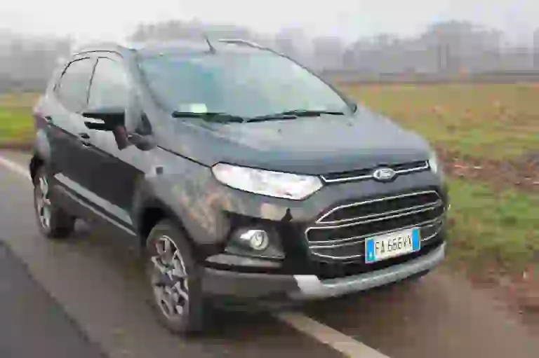 Ford Eco Sport: prova su strada - 20