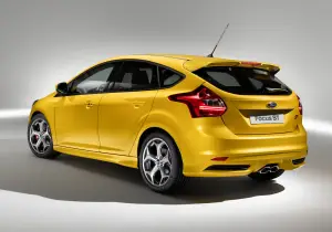 Ford Focus ST 2011 - 9