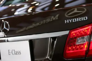 Mercedes E400 BlueTec Hybrid - Salone di Detroit 2012 - 4