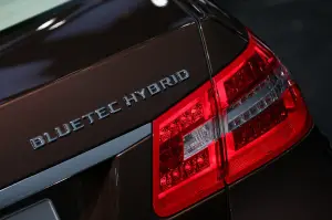 Mercedes E400 BlueTec Hybrid - Salone di Detroit 2012 - 12