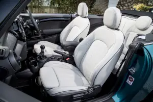 MINI Cabrio 2016 - 56