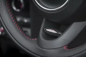 MINI Cabrio 2016 - 92