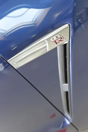 Nuova Nissan GT-R 2012 - 4