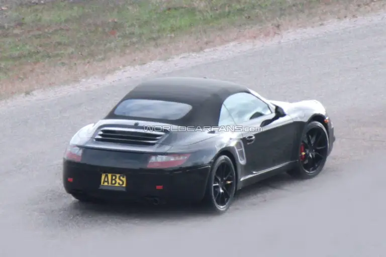 Nuova Porsche 911 2012 foto spia - 7