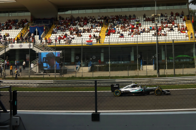Mercedes, a Monza un week end da campioni accompagnati dalla nuova CLA