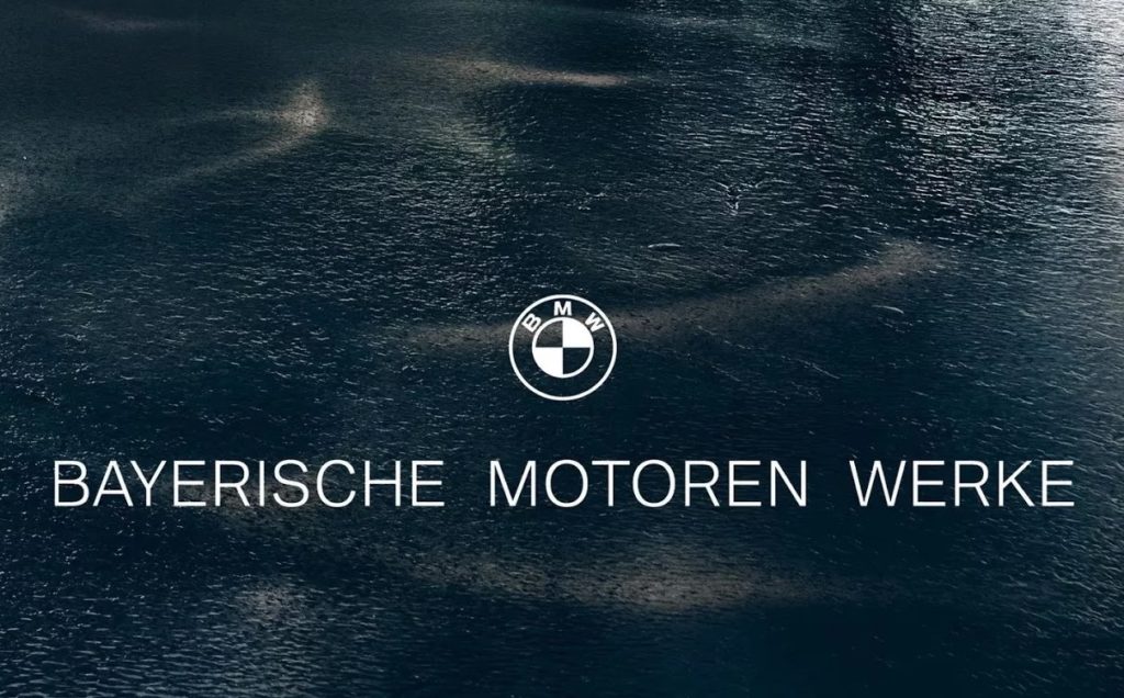 BMW annuncia un nuovo logo bianco e nero dedicato ai modelli più esclusivi  [VIDEO]