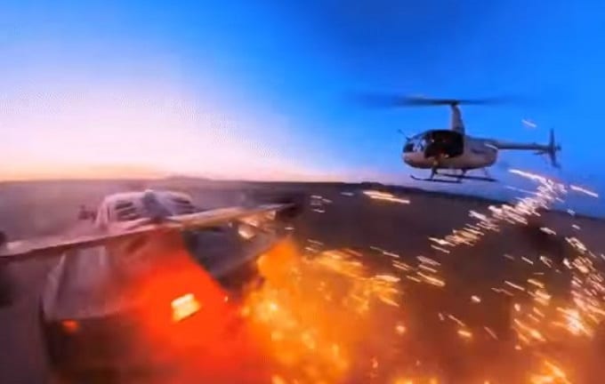 Acrobazie pirotecniche con elicottero, fuochi d’artificio e Lamborghini: youtuber rischia 10 anni di carcere [VIDEO]