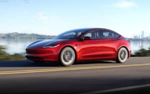 Dazi UE Cina: Tesla pronta ad aumentare i prezzi della Model 3