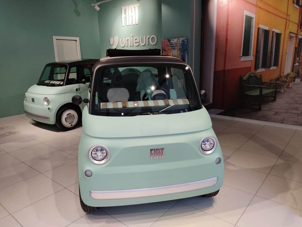 Fiat Topolino: ora si può acquistare anche da Unieuro [FOTO e VIDEO]