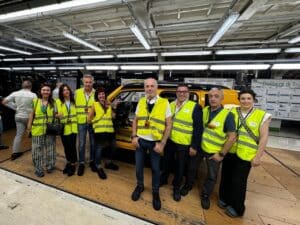Jeep Italia riunisce il suo team, concessionari e clienti per scoprire le eccellenze del Made in Italy